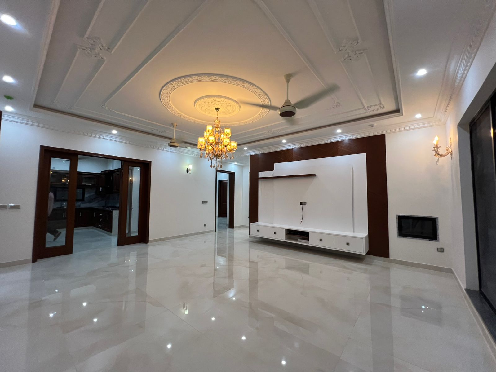 1 Kanal Ultra Luxury House for Sale DHA Phase 5, Lahore