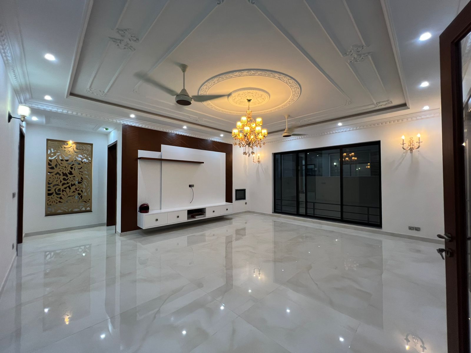 1 Kanal Ultra Luxury House for Sale DHA Phase 5, Lahore