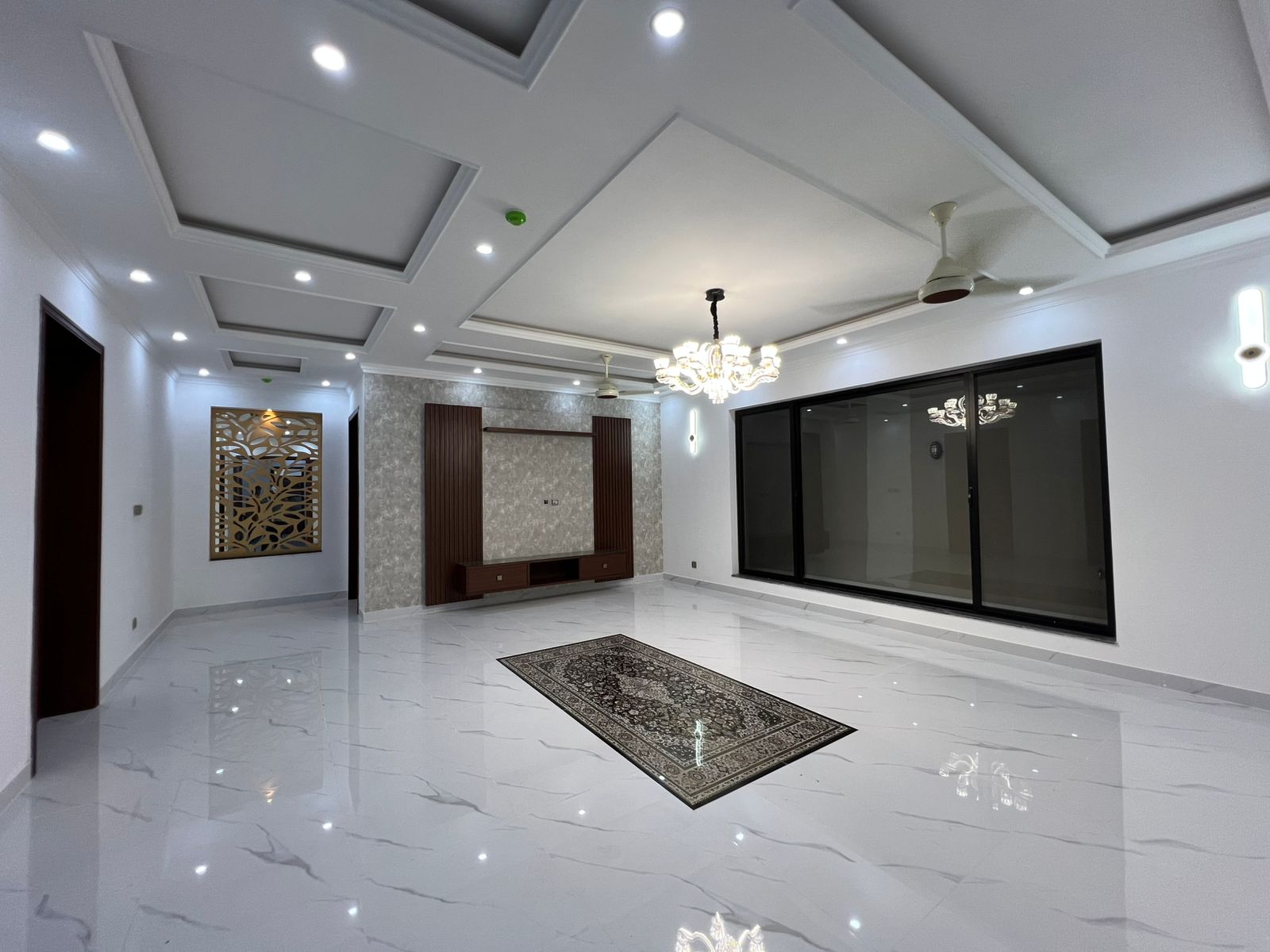 1 Kanal Ultra Luxury House for Sale DHA Phase 5, Lahore