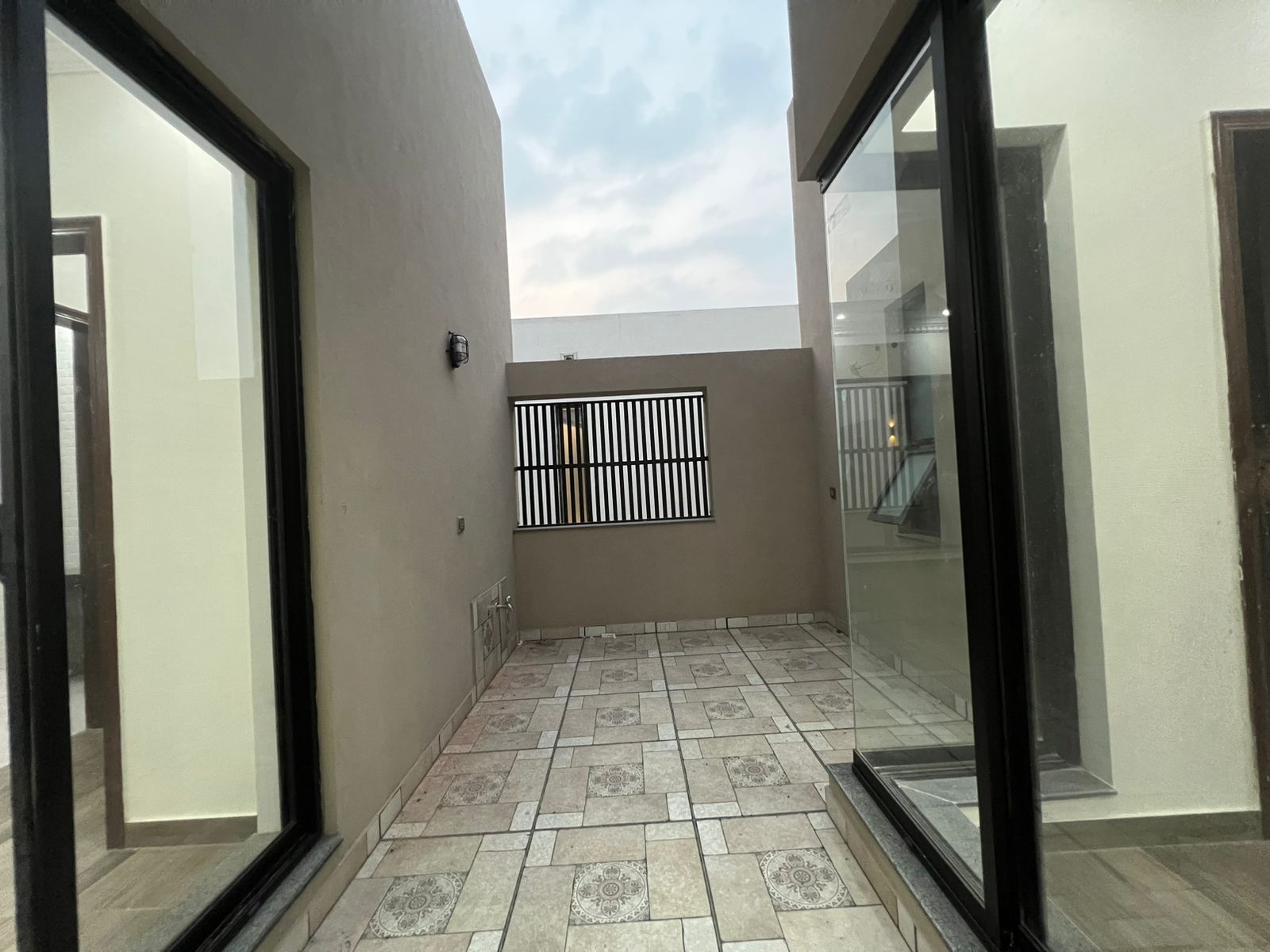 1 Kanal Ultra Luxury House for Sale DHA Phase 5, Lahore