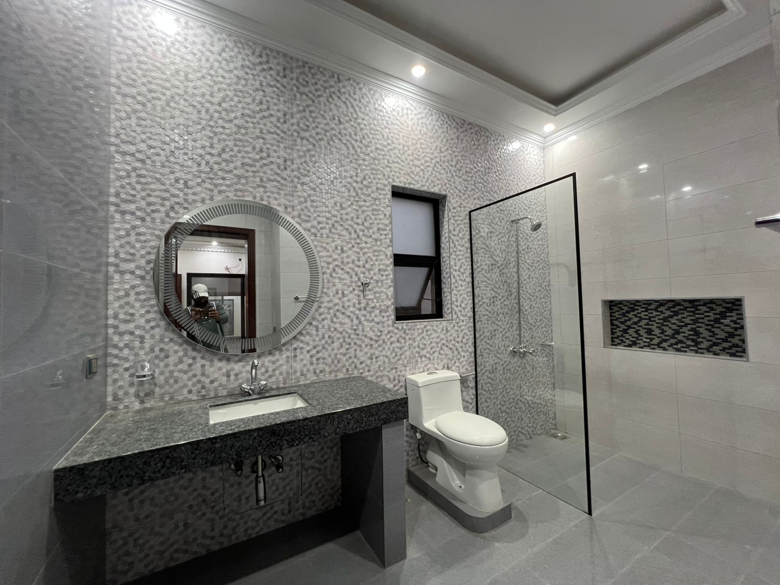 1 Kanal Ultra Luxury House for Sale DHA Phase 5, Lahore