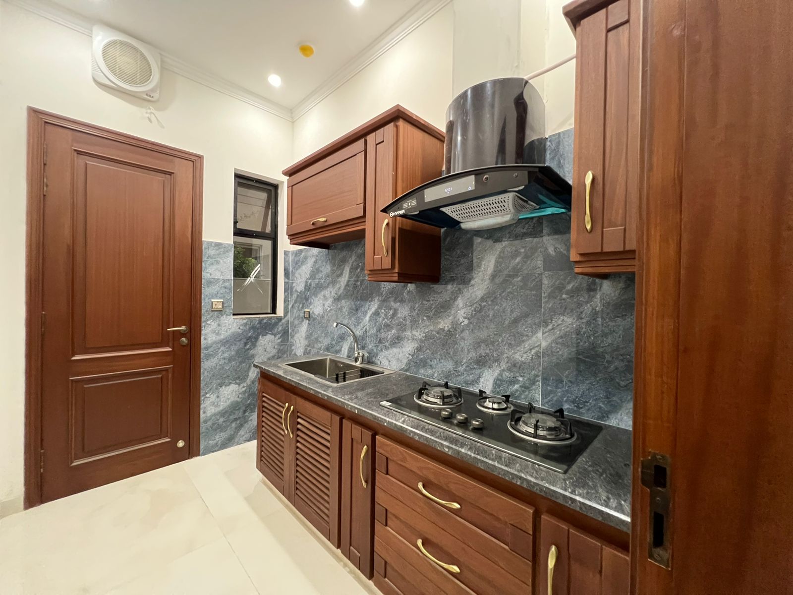 1 Kanal Ultra Luxury House for Sale DHA Phase 5, Lahore