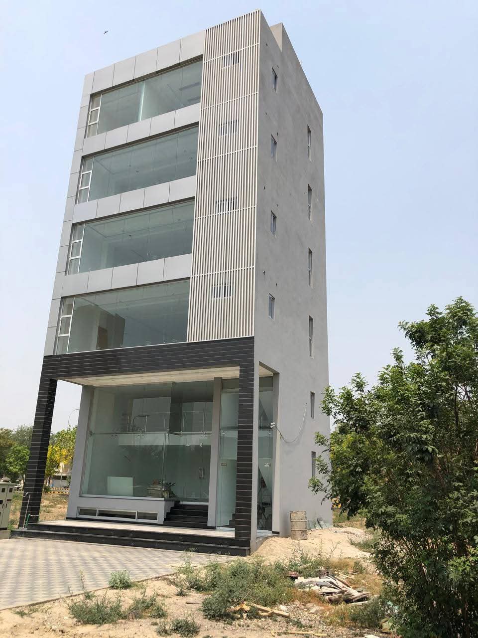 4 Marla 7 Floors Commercial Plaza with Lift Available for Sale in DHA Phase Air Avenue